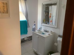 94 Athol St FL 2, Springfield, MA 01107