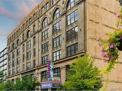 1113 Washington Ave #512