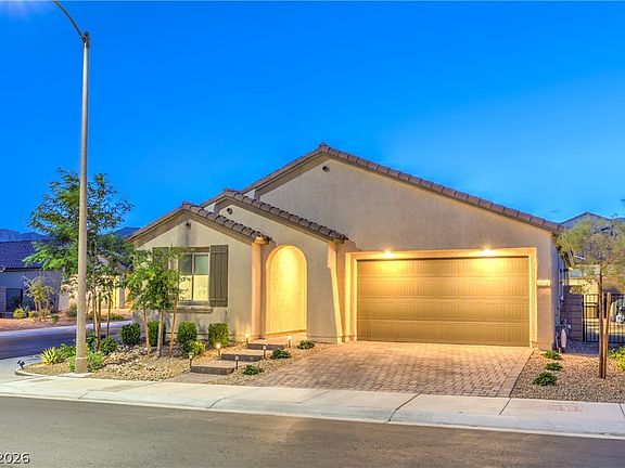 3rd image of 6509 Sandero Springs St