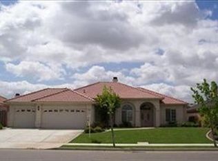 12313 Thornwood Dr, Bakersfield, CA 93311