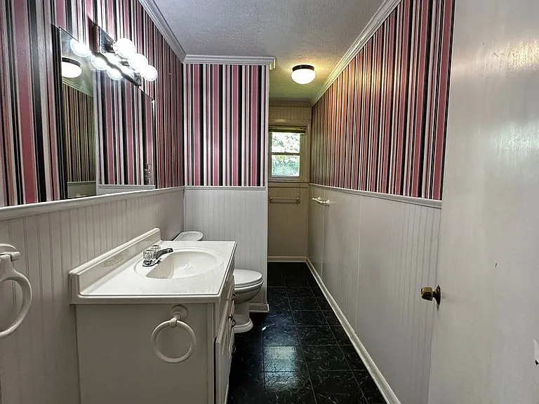 6518 Highway 49E — Photo 11
