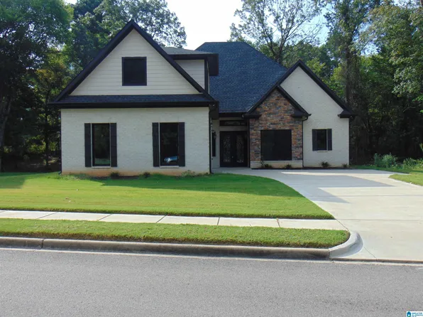 117 Melbourne Cir, Bessemer, AL 35022