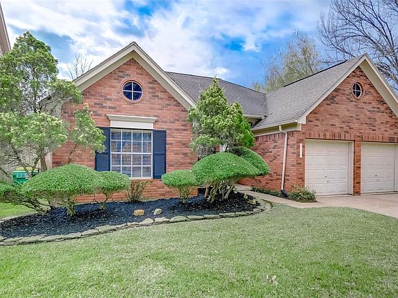 2nd image of 20323 Maple Village Dr
