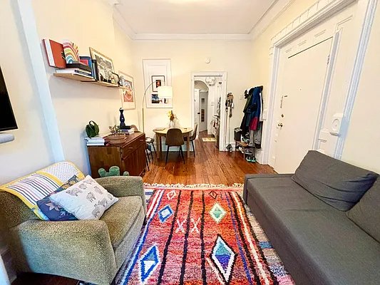 Rented by Garfield Realty  | media 16