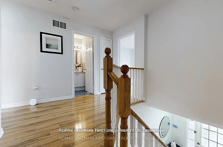 39 Robideau Pl — Photo 15