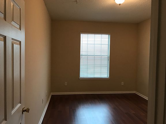 5th image of 7801 Point Meadows Dr Unit 5302