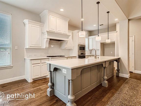 2nd image of 4118 Maclin Dr