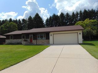 203 Amherst Ave, Sheboygan Falls, WI 53085