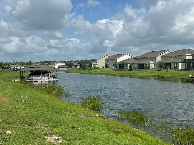 5 bed, 3.5 bath, 3846 sqft, $3,500 — Photo 4