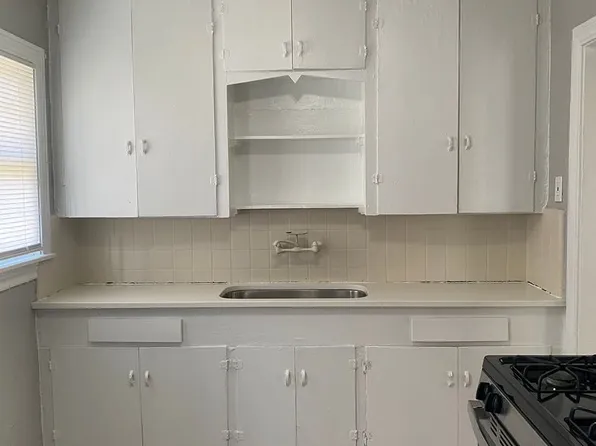 Poinsettia Duplex, 947 Poinsettia, San Antonio, TX 78202