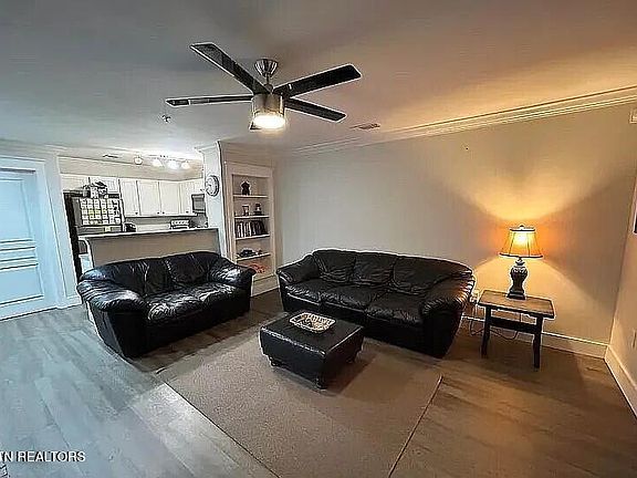 3rd image of 3914 Cherokee Woods Way APT 207