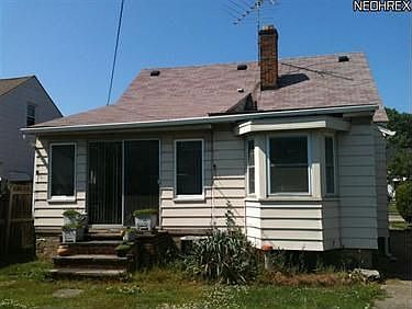 4th image of 13913 Clifford Ave