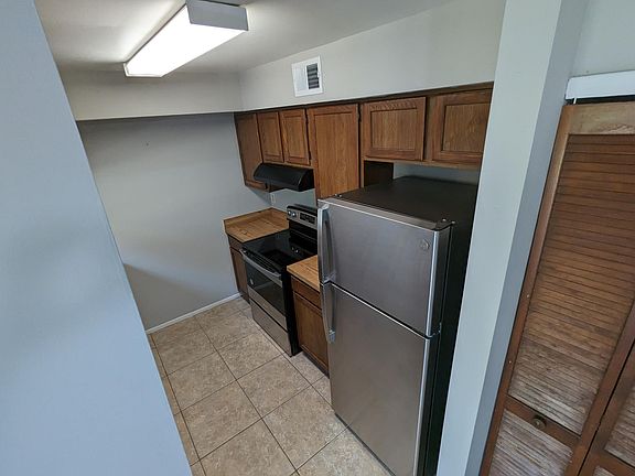 4th image of 2707 Gray Fox Ln