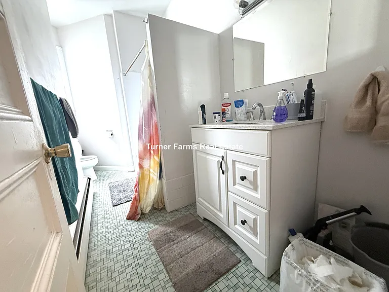 1800 Massachusetts Ave #302 — Photo 4