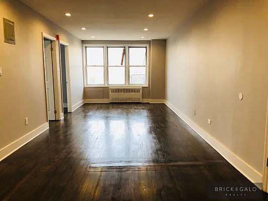 Rented by BRICK & GALO REALTY CORP | media 1