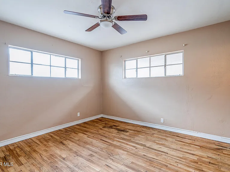 1707 N Stanton St #8 — Photo 6