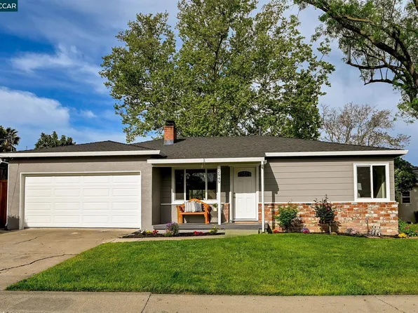 2949 Glenside Dr, Concord, CA 94520