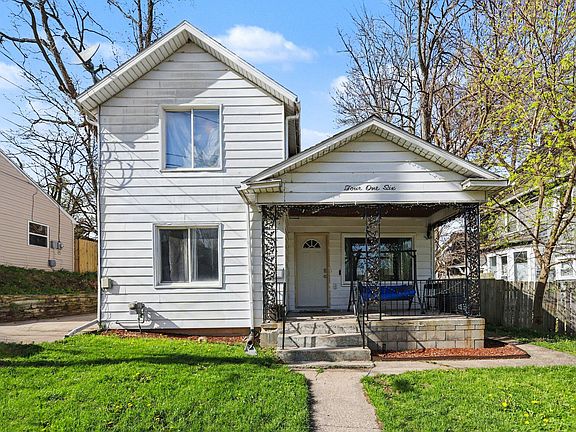 2nd image of 416 Forest St