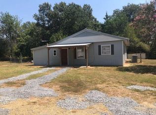 105 Murphy St, Doyline, LA 71023