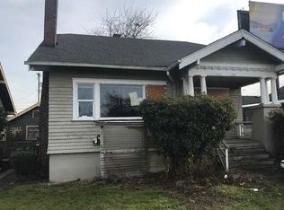 3737 Tacoma Ave S, Tacoma, WA 98418