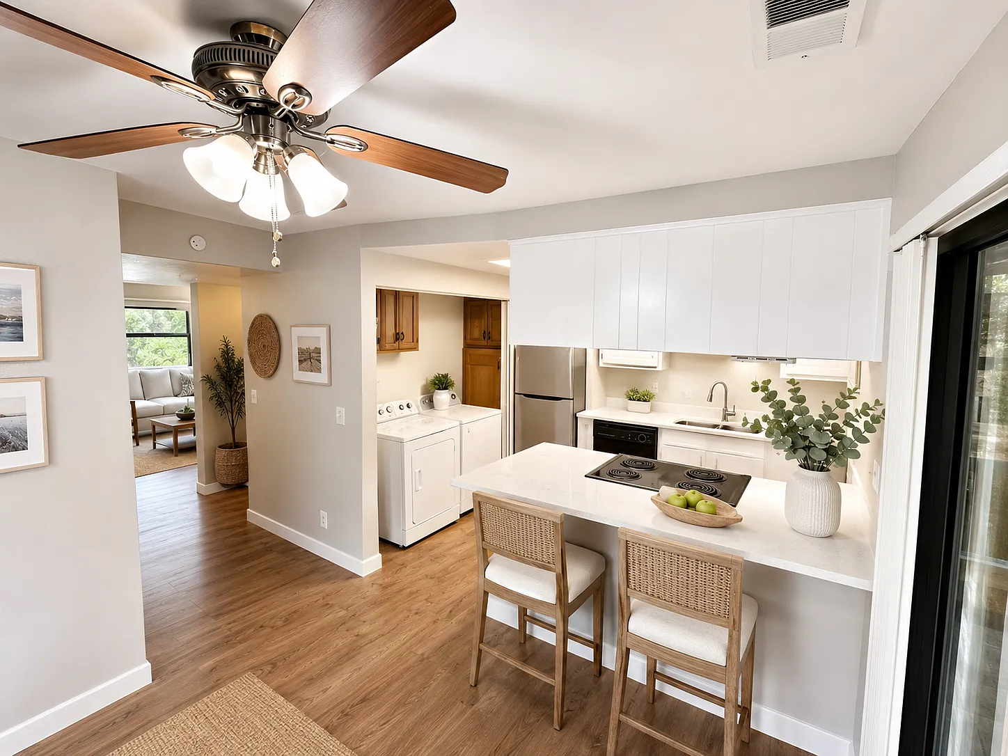 2 bed, 1.5 bath, 1190 sqft, $3,000 — Photo 3
