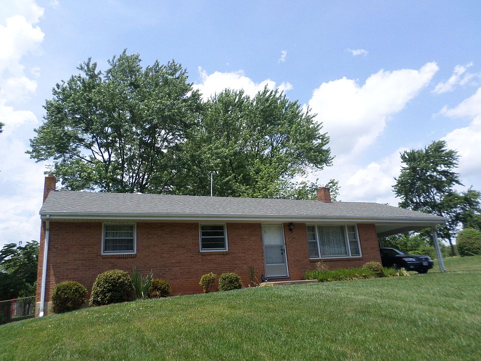 1st image of 1212 W Hill Dr