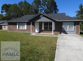 819 Waterfield Dr, Hinesville, GA 31313