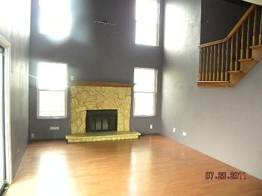 4th image of 1308 Huntington Dr