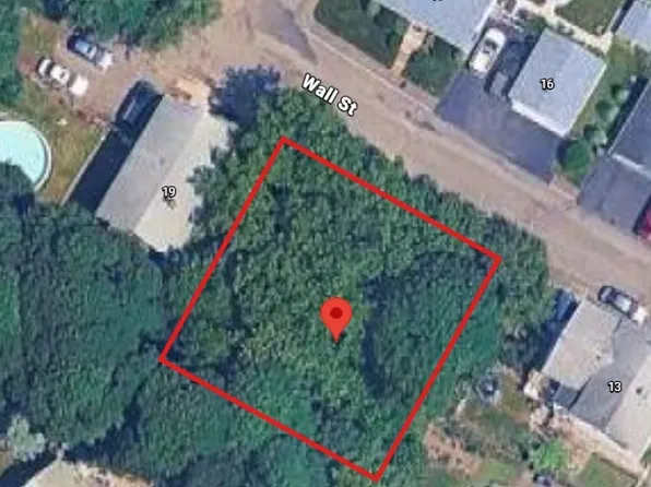 15 Wall St, Salem, MA 01970