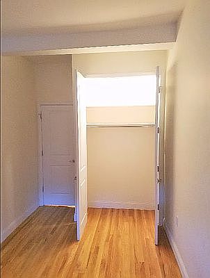 4th image of 309 Clarkson Ave #1
