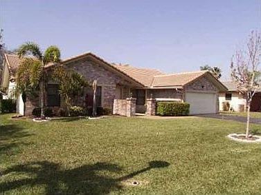 1st image of 412 NW 113th Ter