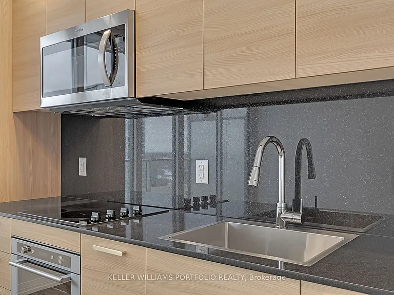 75 Canterbury Pl #1205 — Photo 9