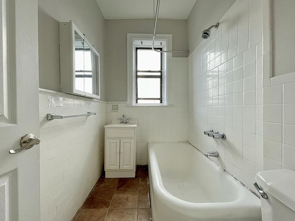 2nd image of 225 Academy St #3A