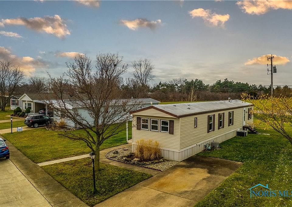1st image of 109 W Bass Cir #109