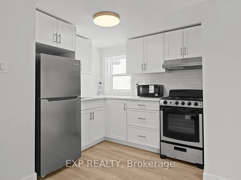 183 Britannia Rd #1 — Photo 6