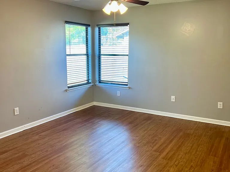 7820 Collins Ridge Blvd E — Photo 9