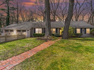 17887 N Fruitport Rd, Spring Lake, MI 49456