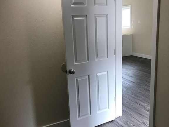 5th image of 1207 Altheimer St APT 6
