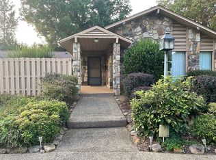 1000 Chateaugay Rd, Knoxville, TN 37923