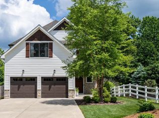 6032 Arnett St, Cincinnati, OH 45243