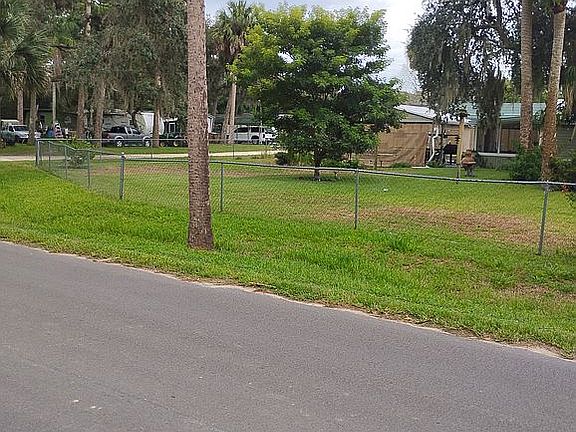 3rd image of 55135 5th St
