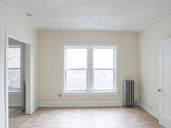2nd image of 2712 N Milwaukee Ave APT 312