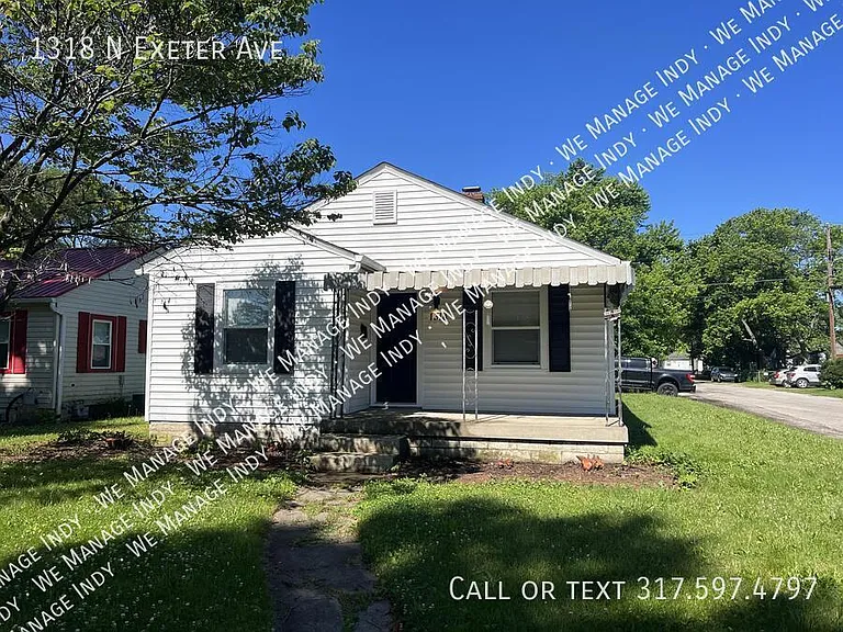 1318 N Exeter Ave — Photo 2
