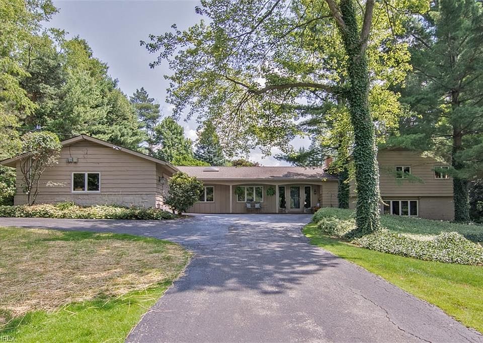 1st image of 5917 Briardale Ln