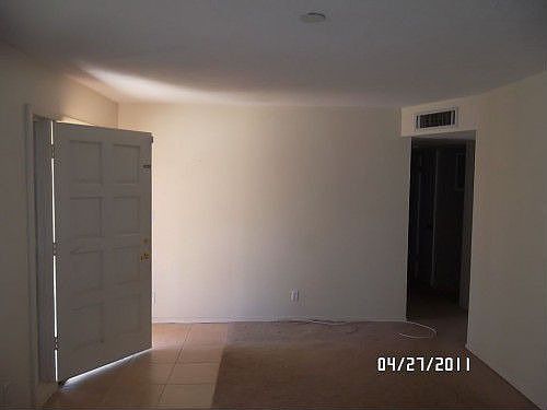 4th image of 3505 N 191st Ln