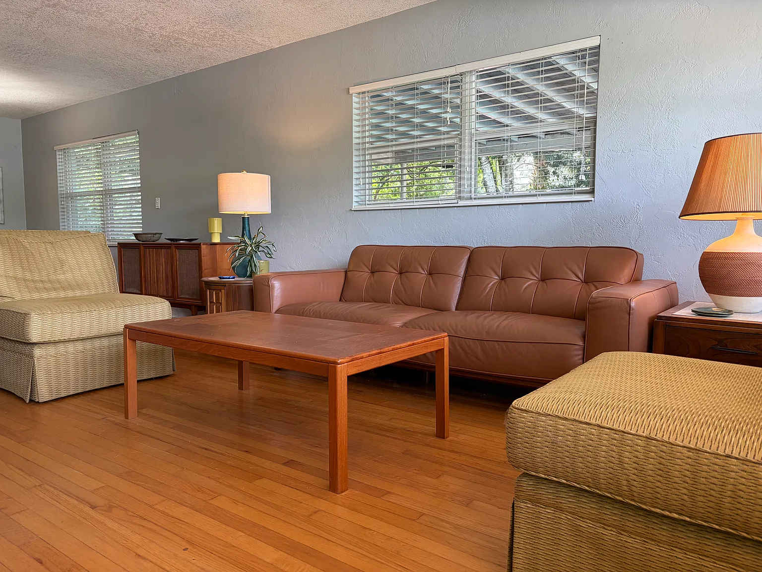 2 bed, 1267 sqft, $2,300 — Photo 2