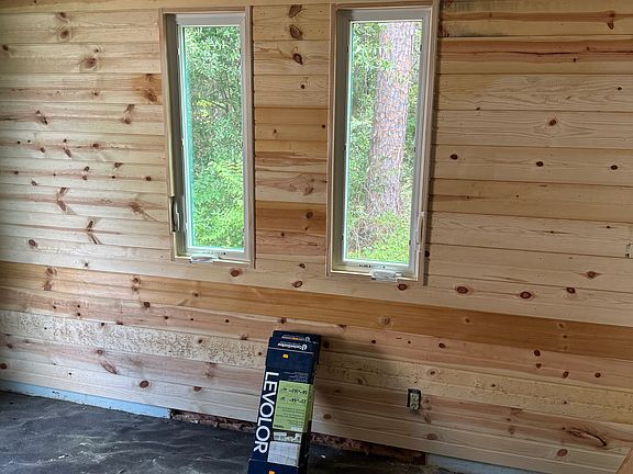 5th image of 1058 Burge Dr