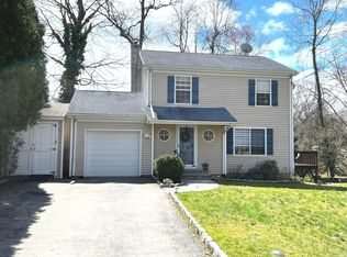 54 Emma Rd, Stamford, CT 06905
