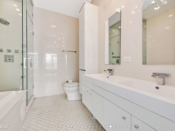 5th image of 1866 N Damen Ave APT 4