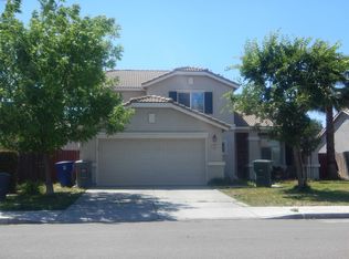 1172 Peach Tree Dr, Madera, CA 93637